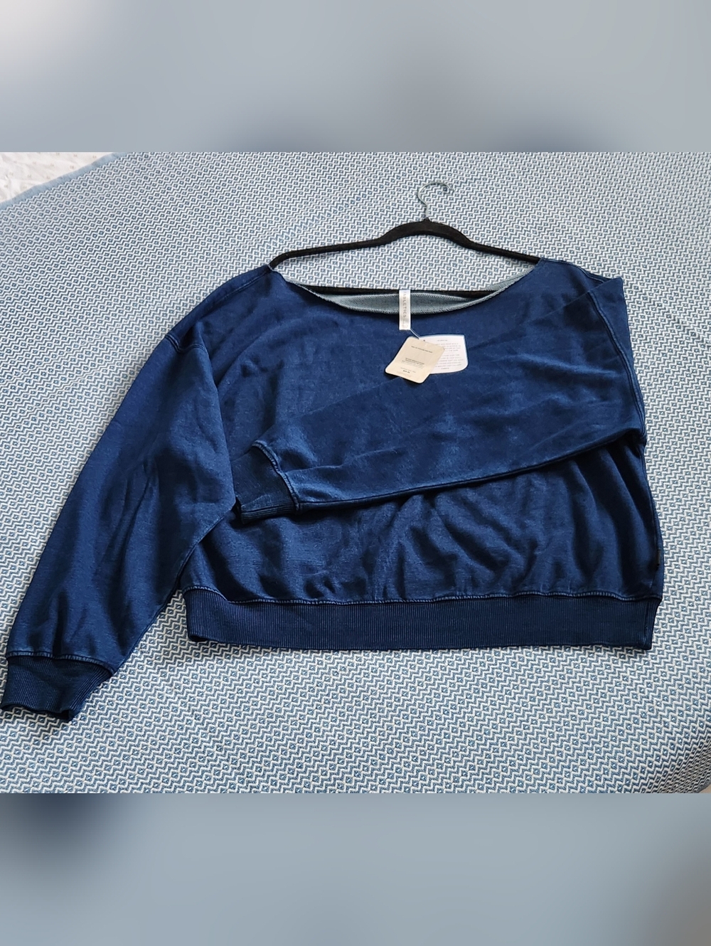 Fabletics Sweatshirt New! - Picture 10 of 10